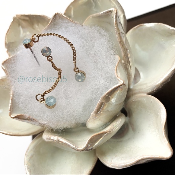 💋🆕Rose Gold Iridescent Mint Opal Chain Drop Stud - Picture 3 of 3